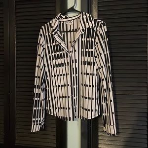 VINTAGE Made in the USA CLIO size Small black and white button up blouse